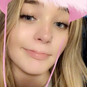 Meet your Posher, Riley